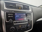 2017 Altima Thumbnail 15