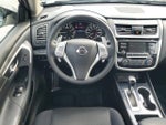 2018 Altima Thumbnail 18