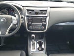 2018 Altima Thumbnail 16