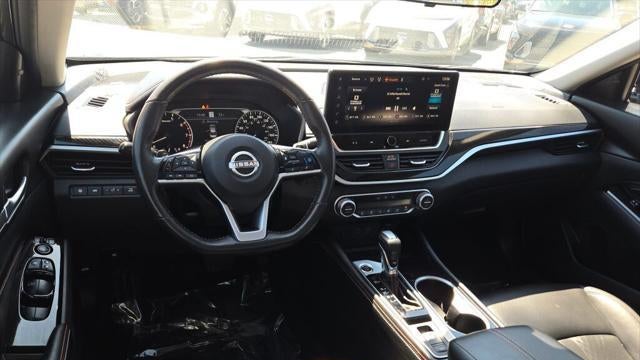 2023 Nissan Altima 2.0 SR
