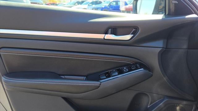 2023 Nissan Altima 2.0 SR