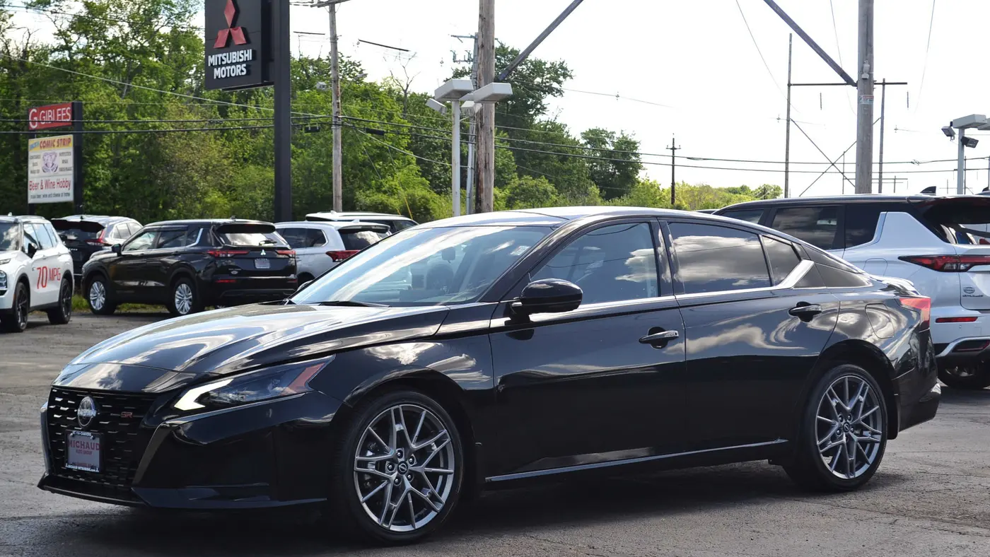 Preowned 2024 Nissan Altima 2.0 SR for Sale