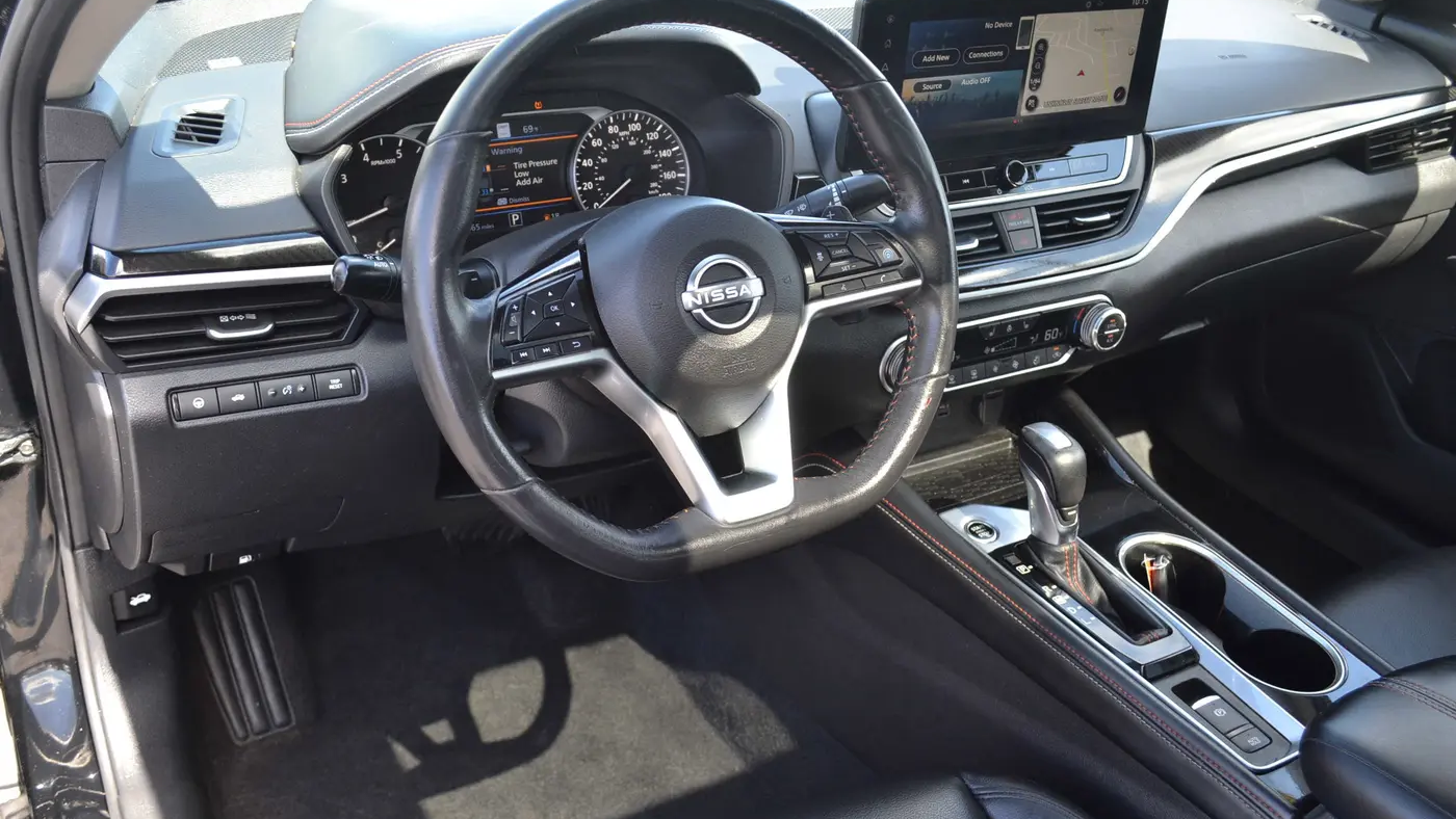 2024 Nissan Altima 2.0 SR
