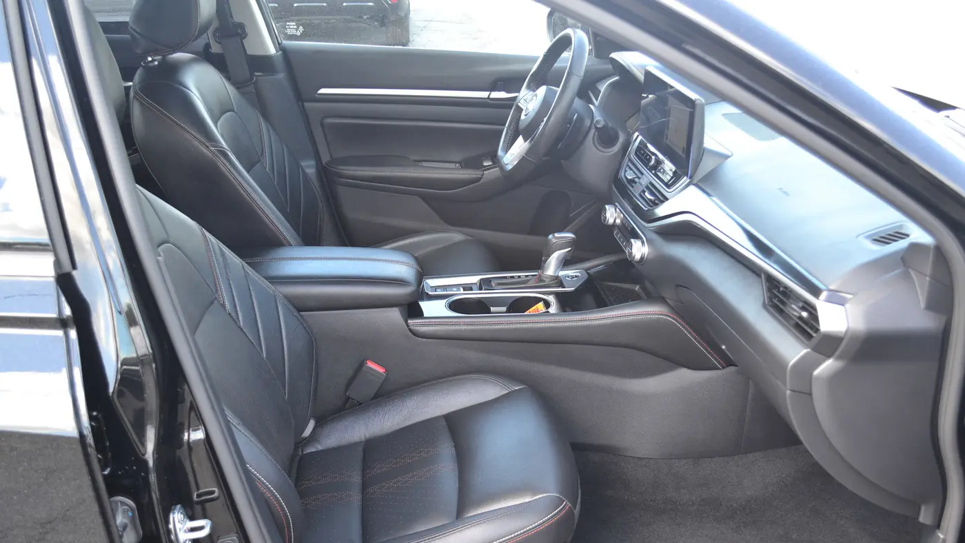 2024 Nissan Altima 2.0 SR