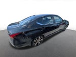 2022 Altima Thumbnail 6