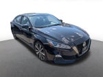 2022 Altima Thumbnail 7