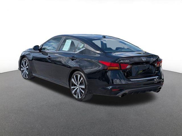 2022 Nissan Altima - $19,995