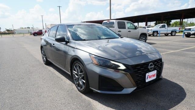 2023 Nissan Altima 2.0 SR