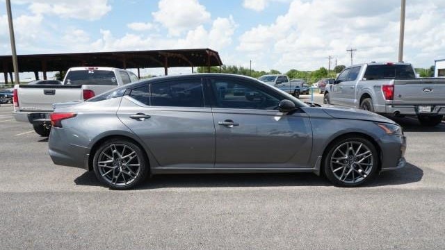 2023 Nissan Altima 2.0 SR