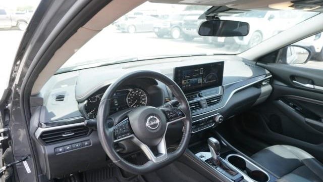 2023 Nissan Altima 2.0 SR