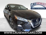 2022 Altima Thumbnail 1