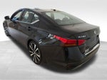 2022 Altima Thumbnail 4