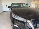 2022 Altima Thumbnail 8