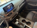2022 Altima Thumbnail 17