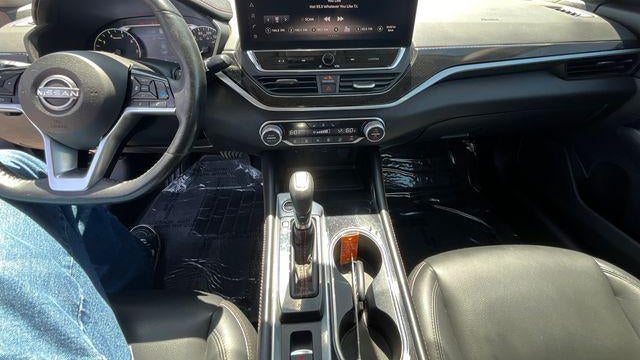 2023 Nissan Altima 2.0 SR