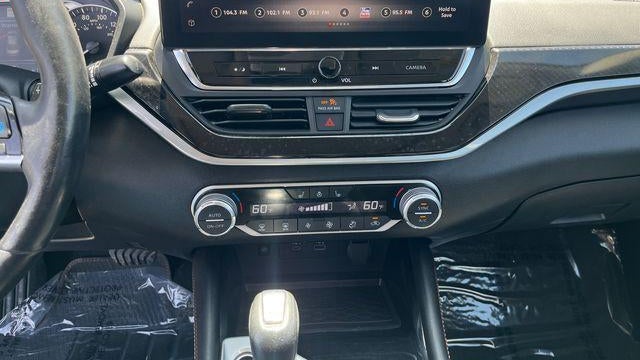 2023 Nissan Altima 2.0 SR