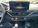 2023 Altima Thumbnail 20