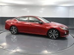 2019 Altima Thumbnail 3