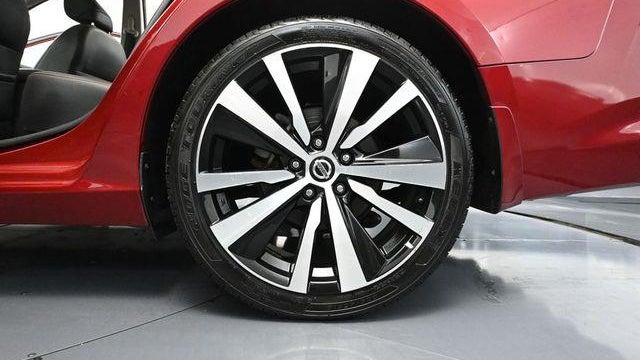 2019 Nissan Altima 2.0 SR