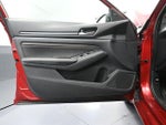 2019 Altima Thumbnail 14