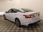 2023 Altima Thumbnail 4
