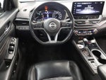 2023 Altima Thumbnail 13