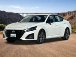2023 Altima Thumbnail 7