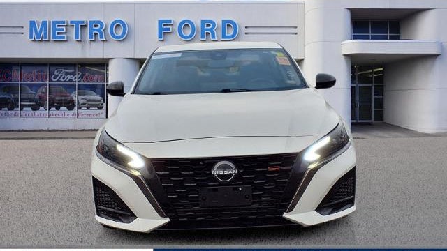 2024 Nissan Altima 2.0 SR