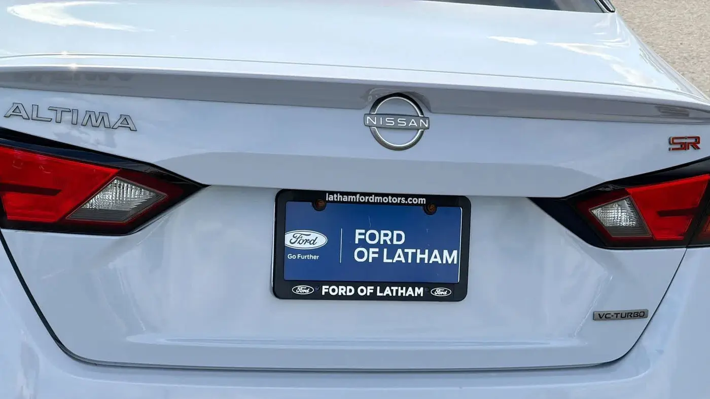 2023 Nissan Altima 2.0 SR