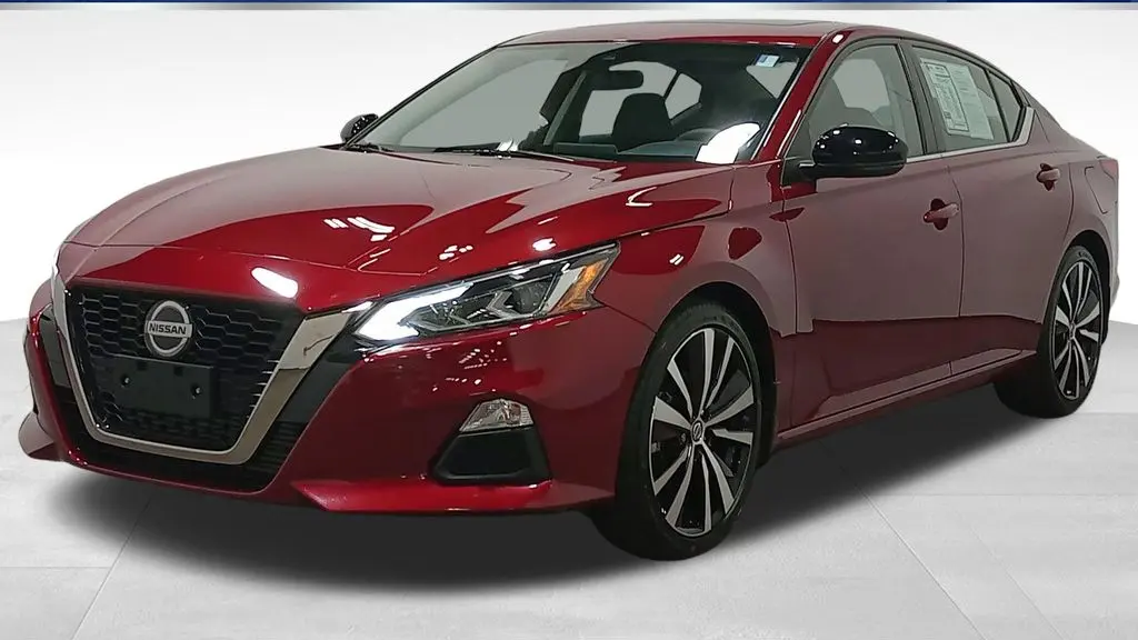2022 Nissan Altima 2.0 SR