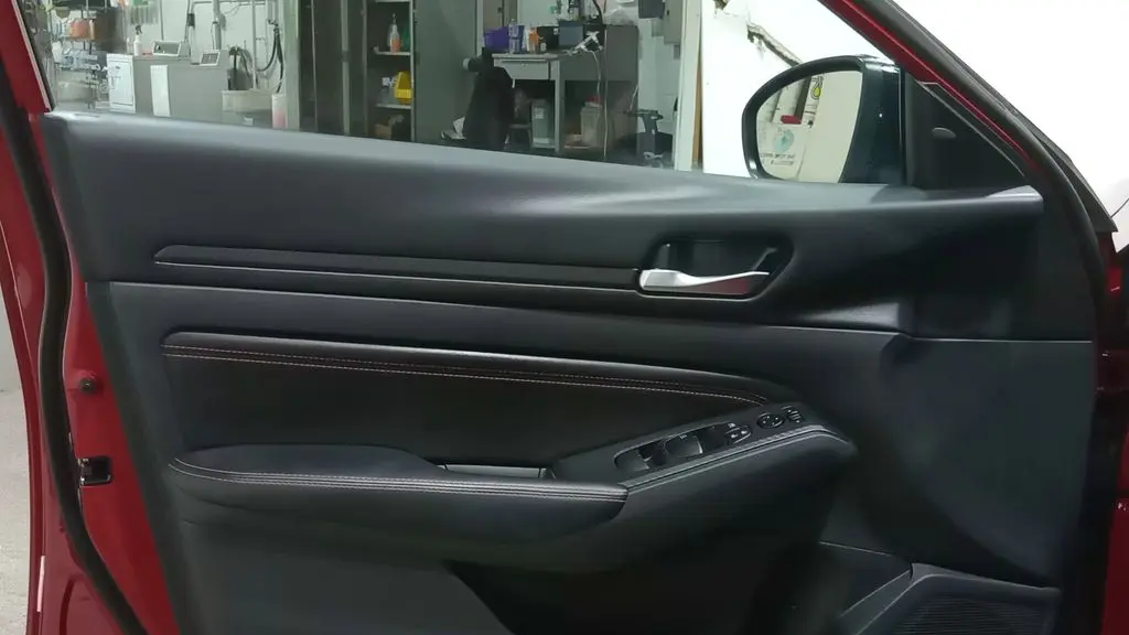 2022 Nissan Altima 2.0 SR