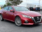 2019 Altima Thumbnail 38