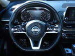 2020 Altima Thumbnail 28