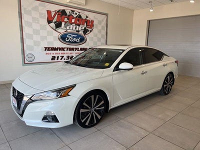 Photo of a 2019 Nissan Altima 2.0 Platinum 4DR Sedan for sale