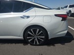 2020 Altima Thumbnail 13