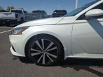 2020 Altima Thumbnail 14