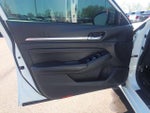 2020 Altima Thumbnail 21