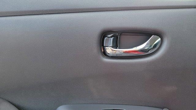 2013 Nissan LEAF S