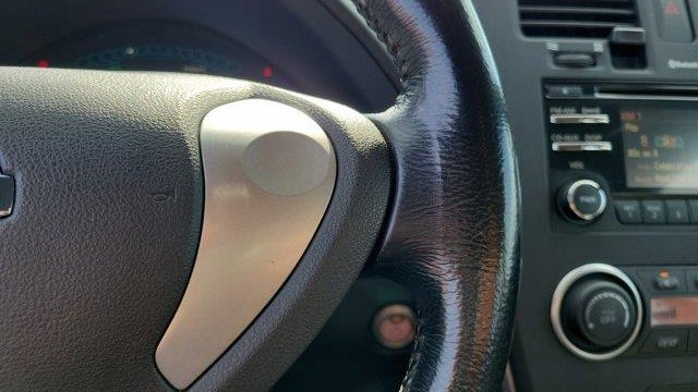 2013 Nissan LEAF S