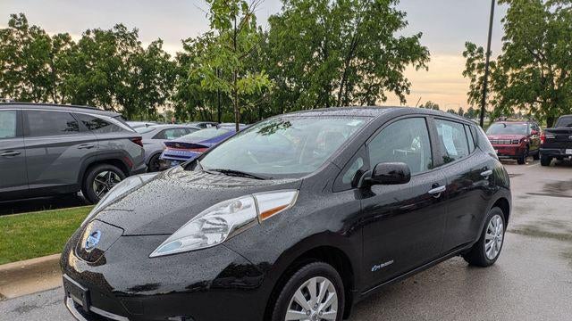 2016 Nissan LEAF S-24
