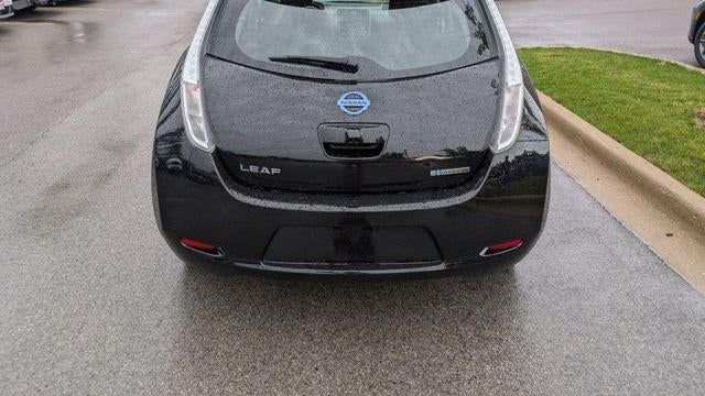 2016 Nissan LEAF S-24