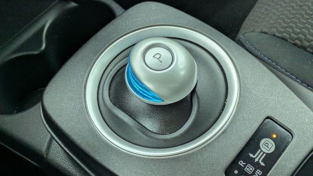 2016 Nissan LEAF S-24