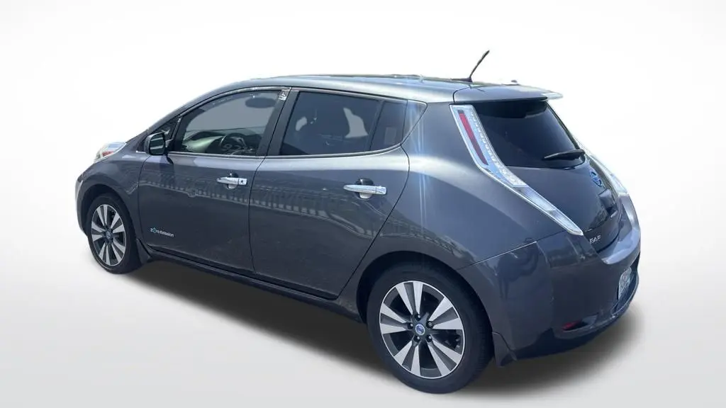2013 Nissan LEAF S