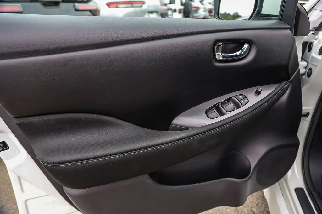 2023 Nissan LEAF - $14,698