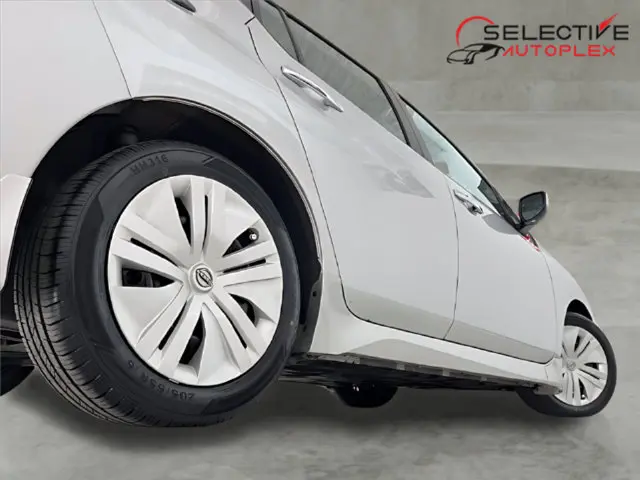 2025 Nissan LEAF - $14,996
