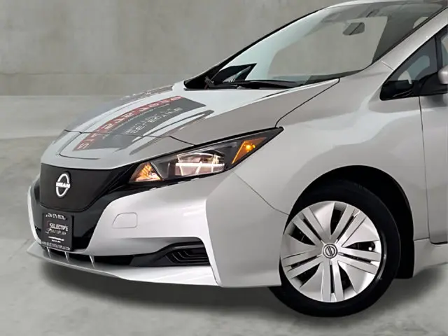 2025 Nissan LEAF - $14,996