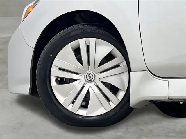 2025 Nissan LEAF - $14,996