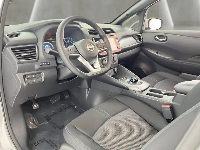 2025 Nissan LEAF - $14,996