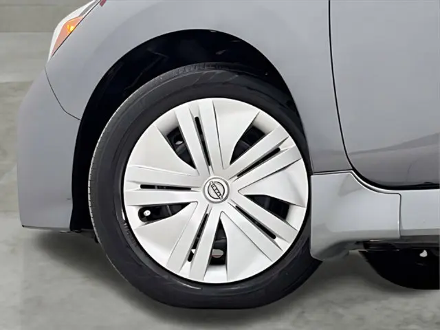 2025 Nissan LEAF - $14,996