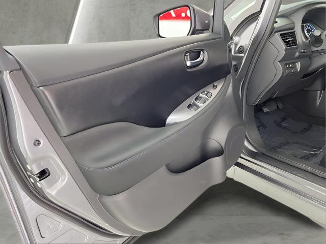 2025 Nissan LEAF - $14,996